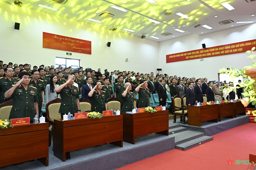 /UploadStore/admin/240527 Ky niem 10 nam VNPKO va nhan HCBVTQ hang 3/02.jpg